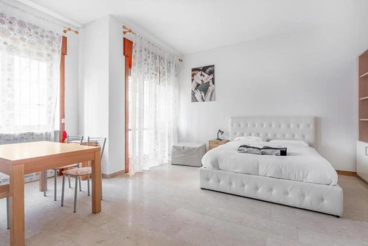 Moncler House Navigli Apartment Milan Italy