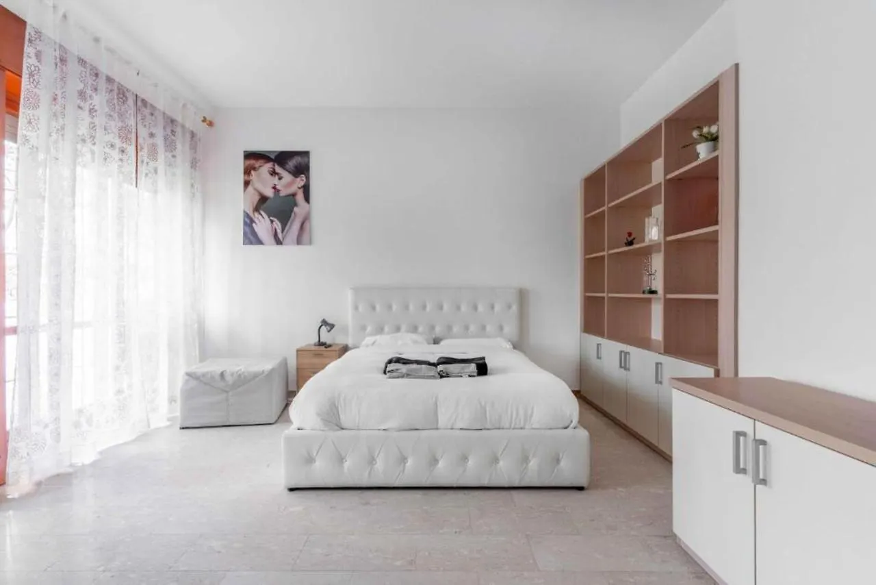 Appartamento Moncler House Navigli Milano