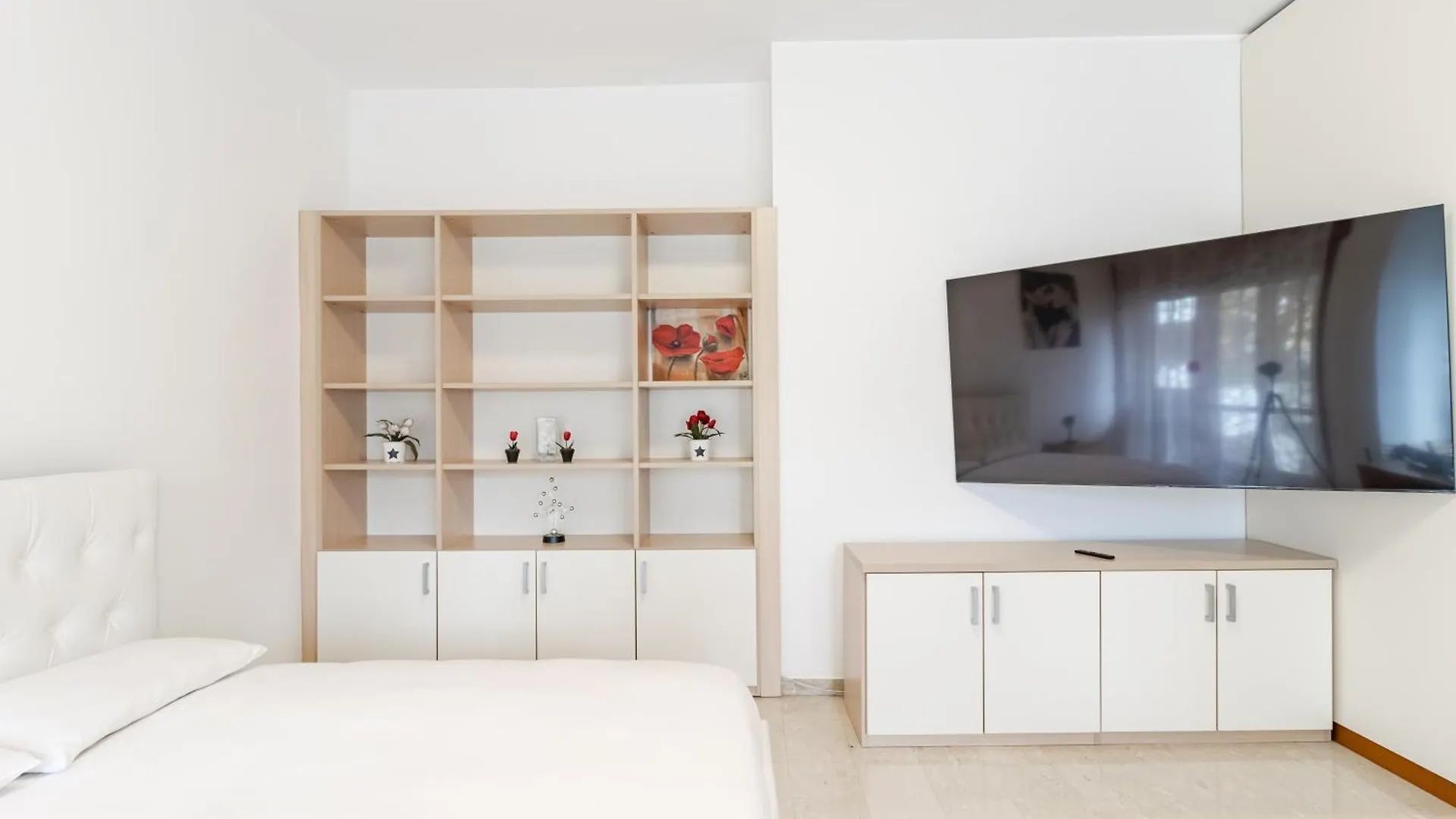 Moncler House Navigli Apartment Milan