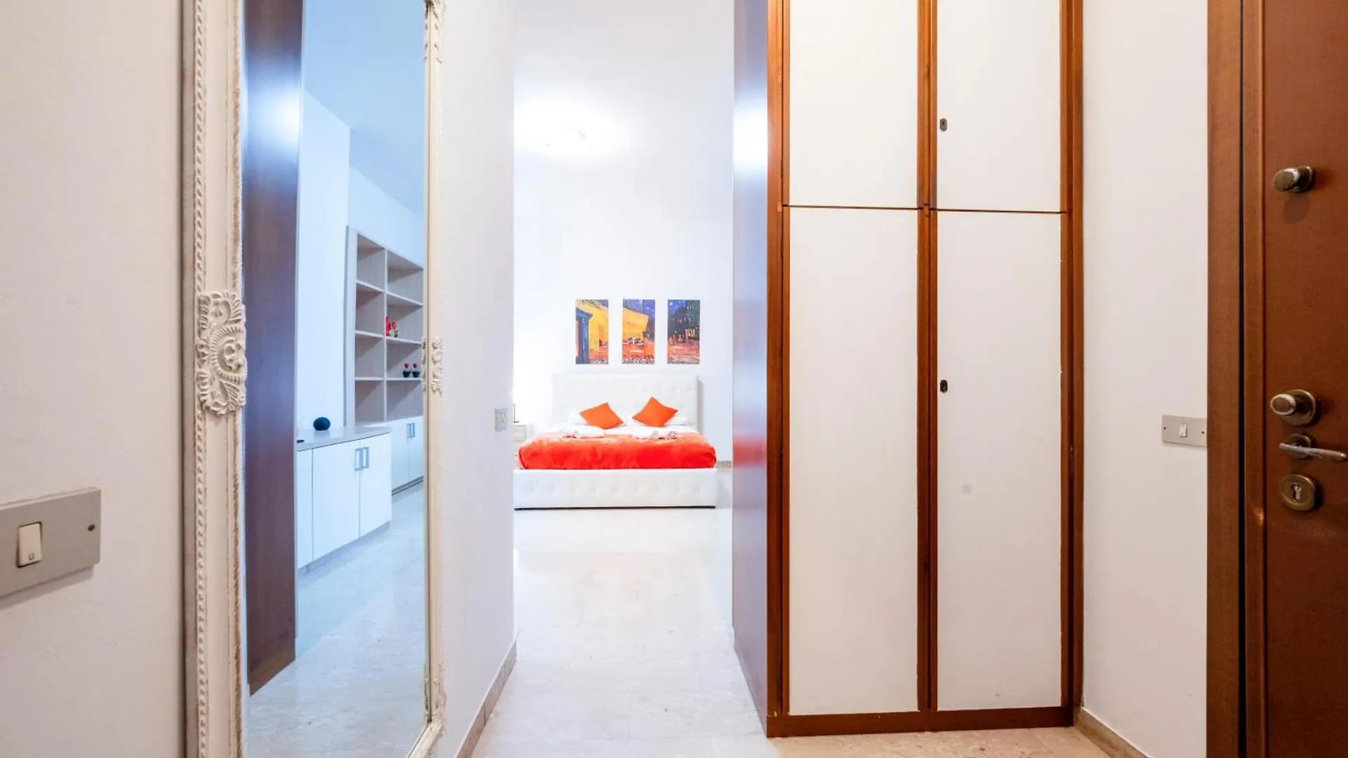 Moncler House Navigli Apartment Milan